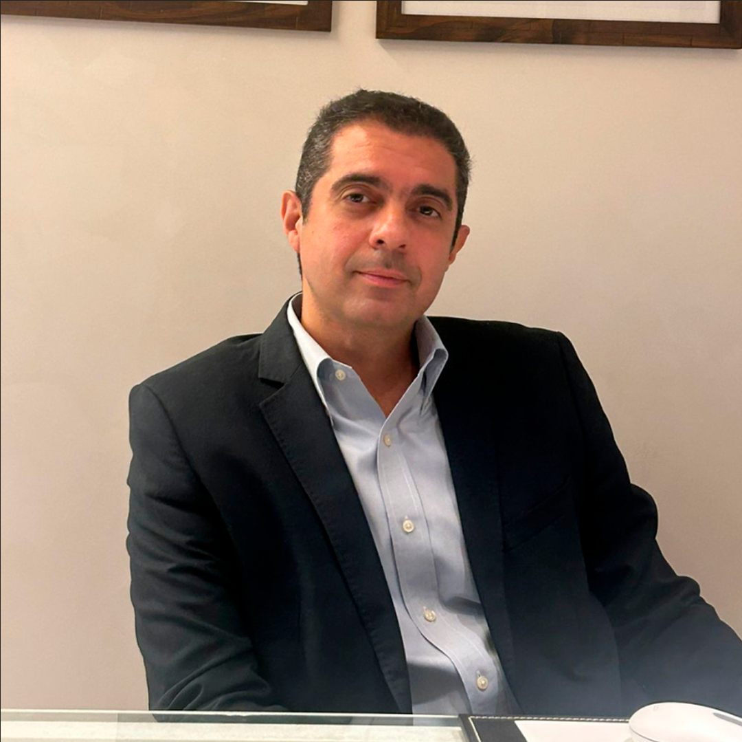 Dr. Adenauer Góes Junior